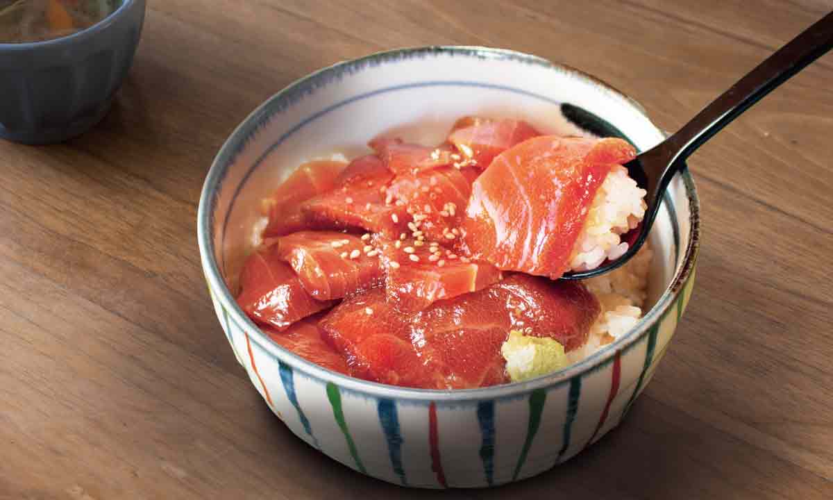 本まぐろまかないづけ丼の具
